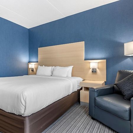 אוקוויל Quality Inn & Suites חדר תמונה
