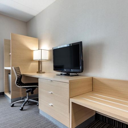 אוקוויל Quality Inn & Suites חדר תמונה