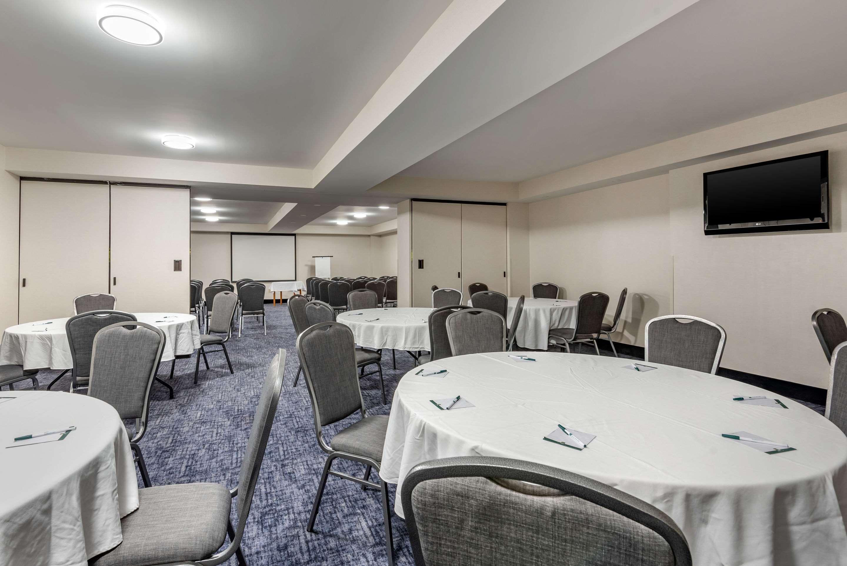 אוקוויל Quality Inn & Suites מראה חיצוני תמונה