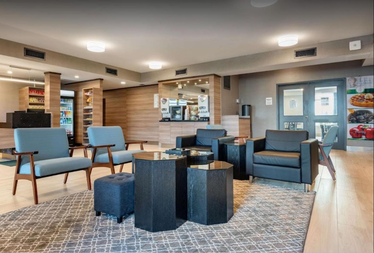 אוקוויל Quality Inn & Suites מראה חיצוני תמונה