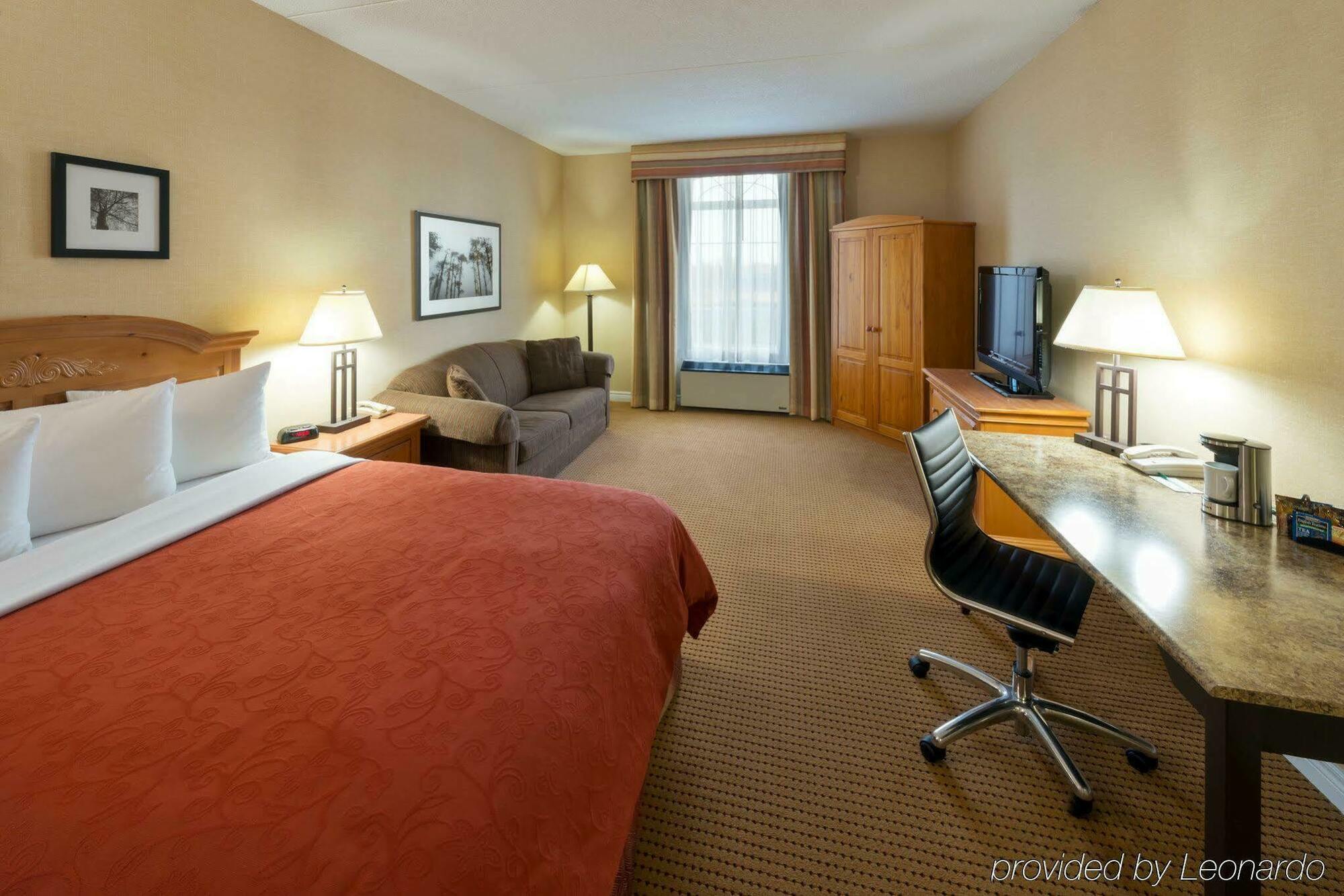 אוקוויל Quality Inn & Suites מראה חיצוני תמונה