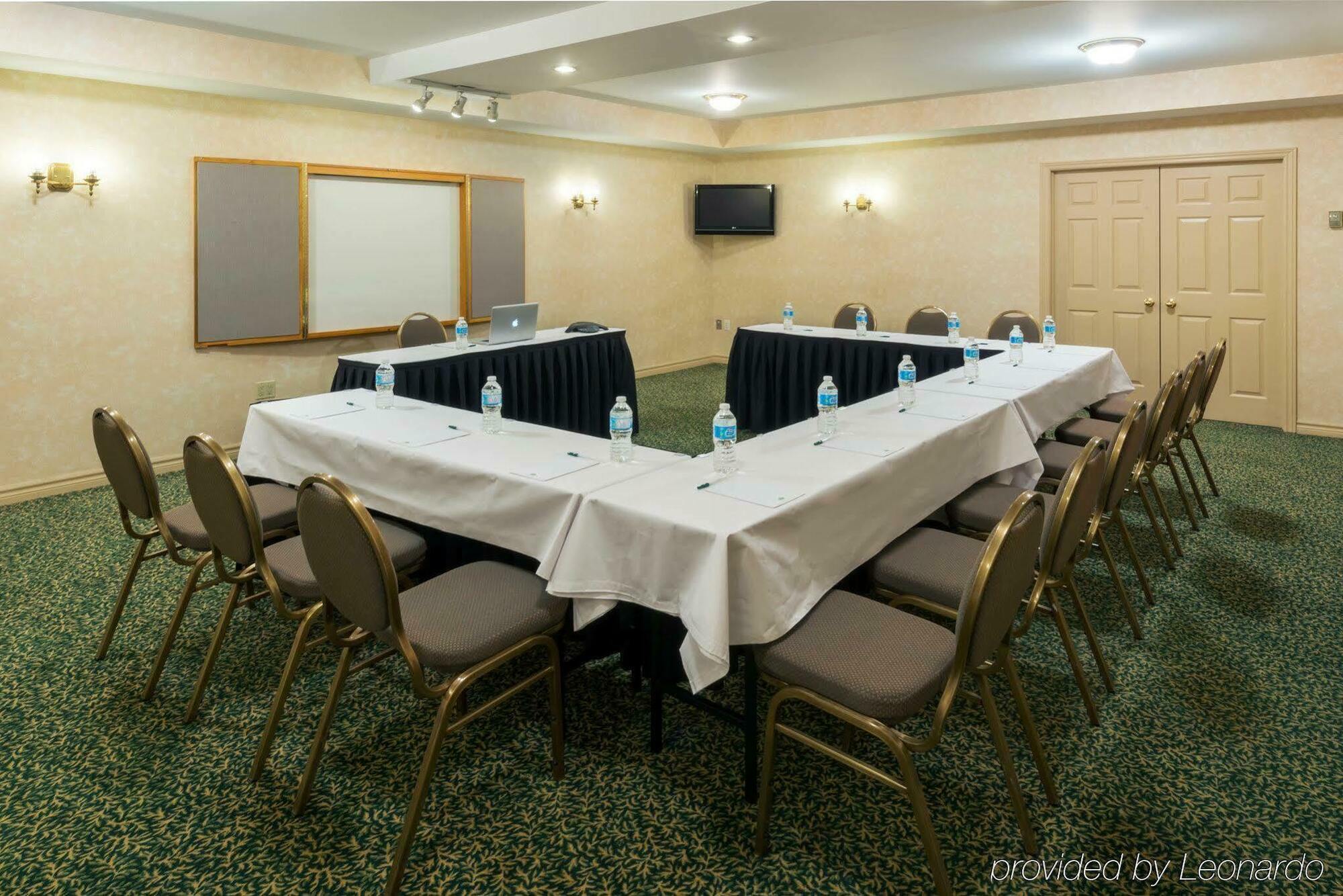 אוקוויל Quality Inn & Suites מראה חיצוני תמונה